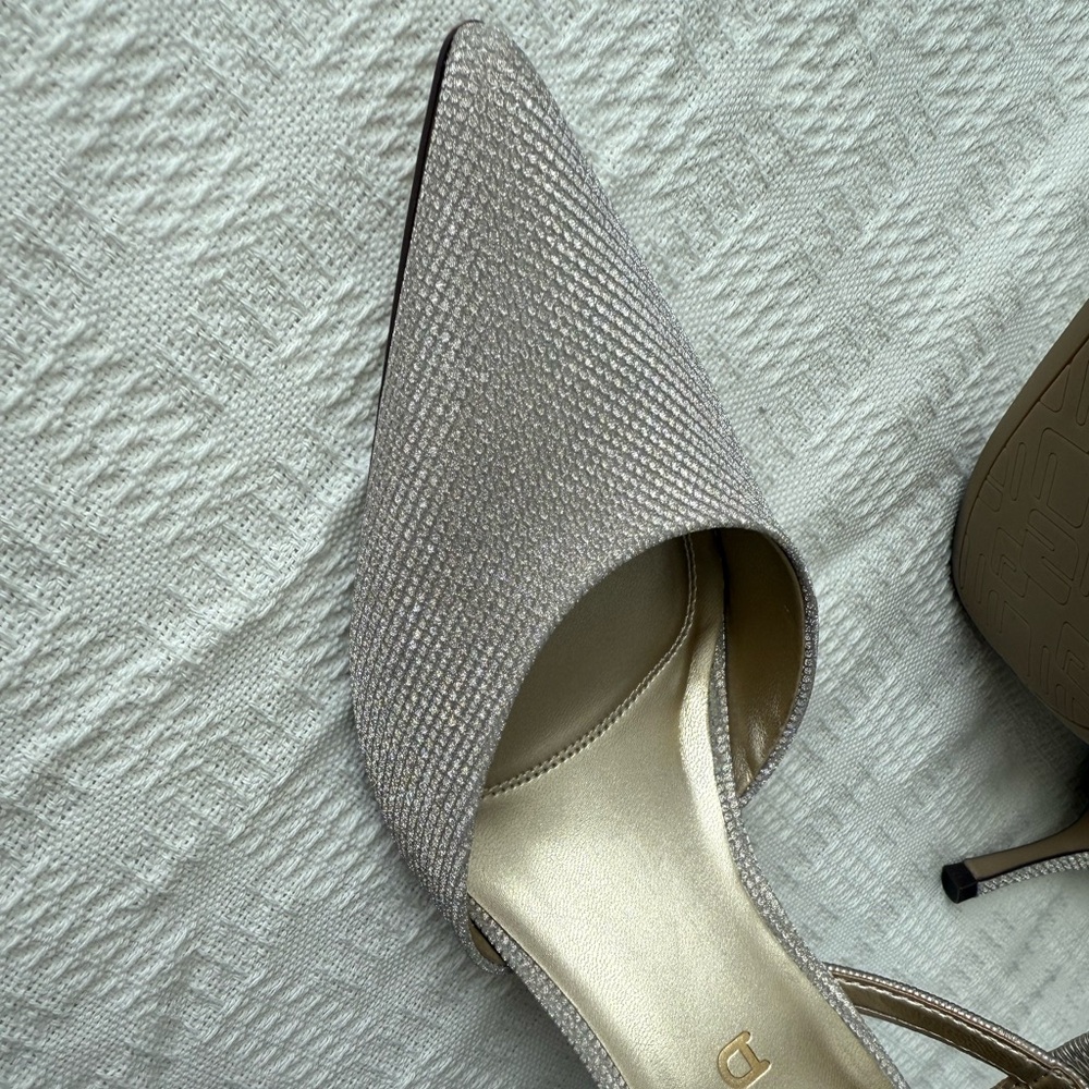 Elegant Women's Heels - Picture 7 of 10
